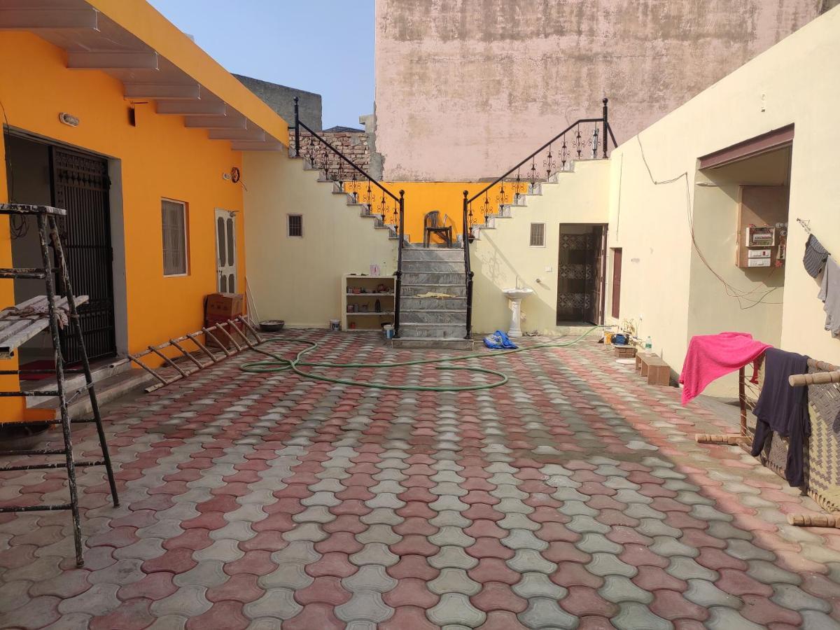 Nidhivan Homestay Vrindāvan 외부 사진